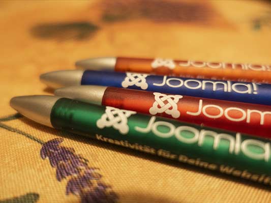 Kugelschreiber mit Joomla-Logo